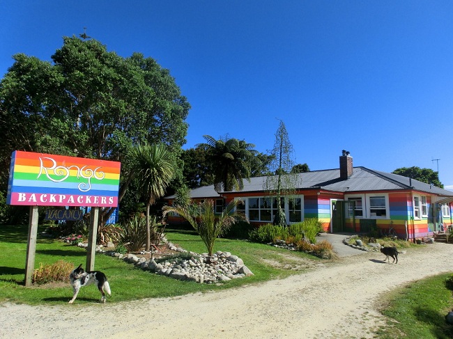 Rongo Backpackers. Karamea